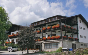 Отель Keilhofer Appartements  Цвизель